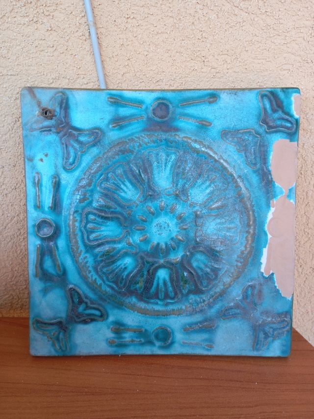 Mattonella vintage in maiolica 