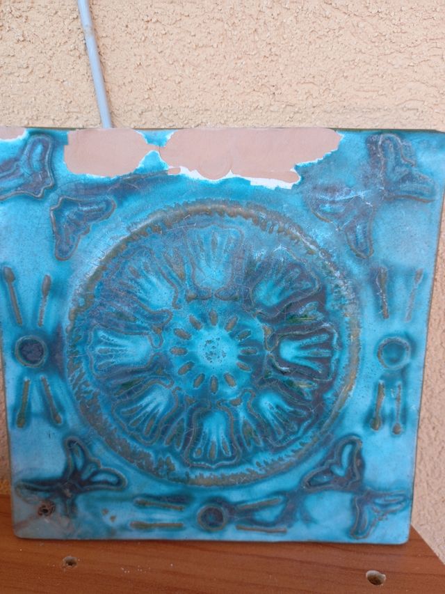 Mattonella vintage in maiolica 