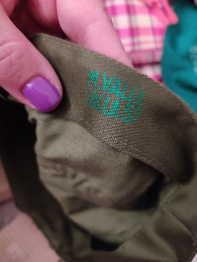 Gorra militar escudo bordado