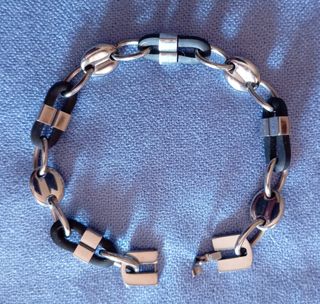 PULSERA UNISEX DE ACERO INOXIDABLE