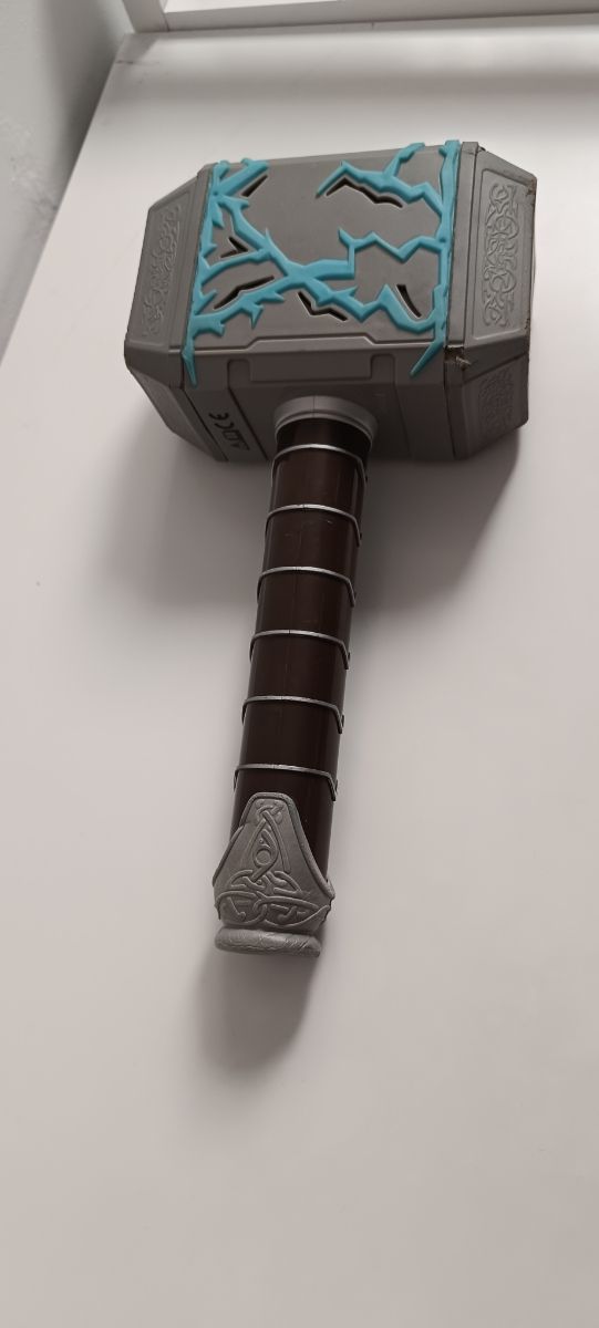 Martillo Thor Ragnarok
