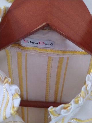 Victoria Durán Camisa de verano manga corta T40