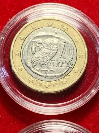 Moneda 1€ griega acuñada en finlandia 2002