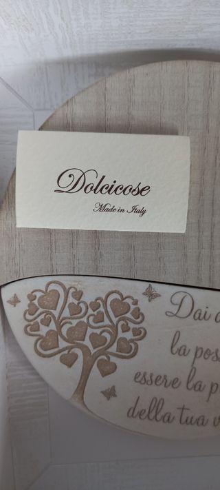 Tagliere con coltello per formaggio