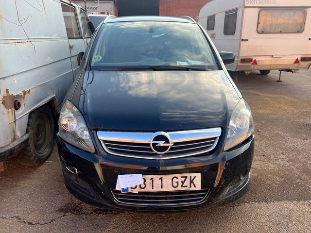 DESPIECES Opel zafira 2009