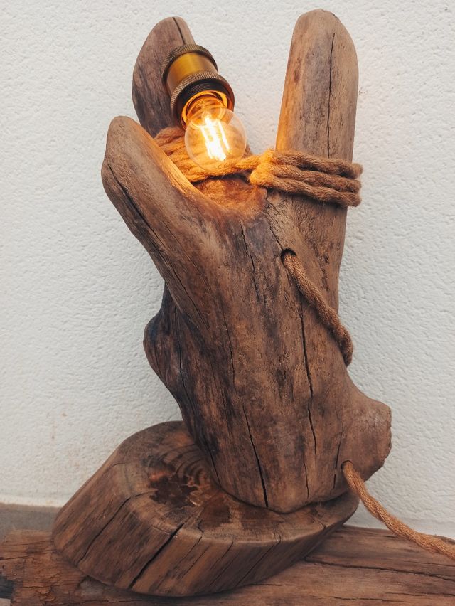 Lámpara única hecha a mano