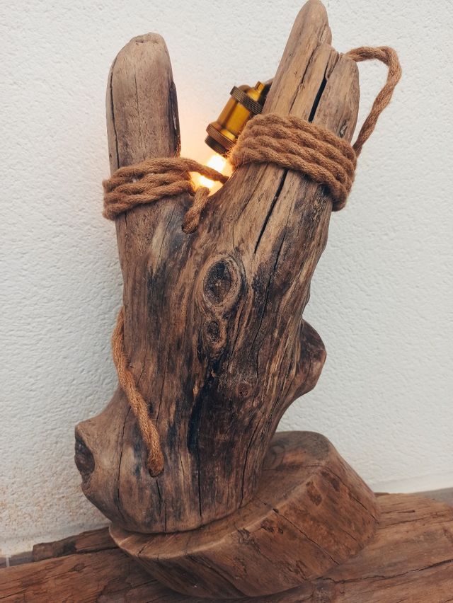 Lámpara única hecha a mano