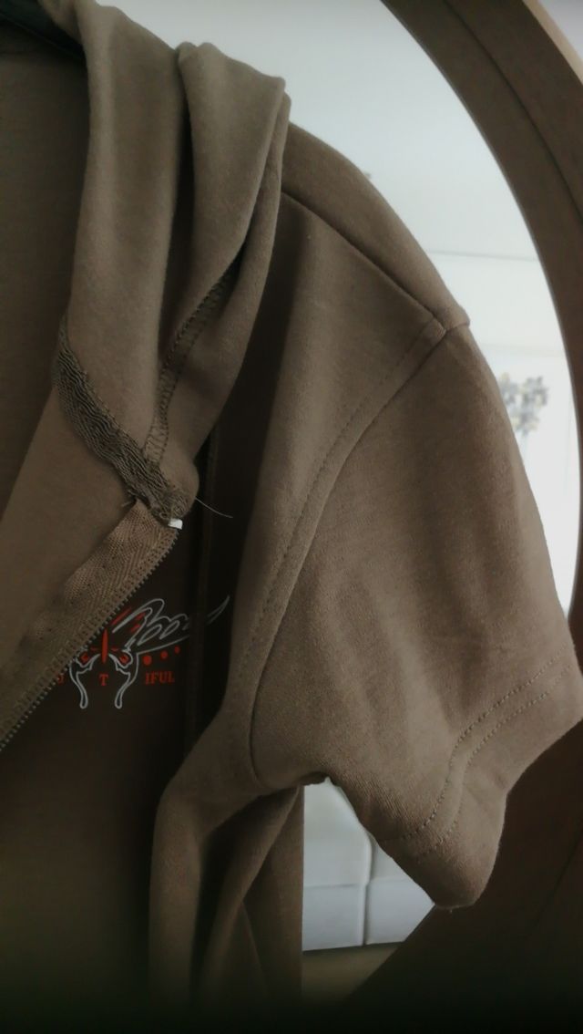 Sudadera de manga corta caqui