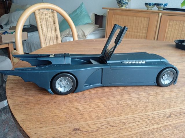 Batmovil Kenner 1993