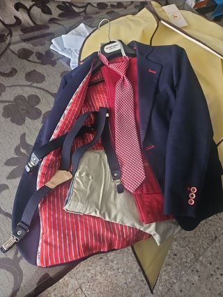 Traje niño