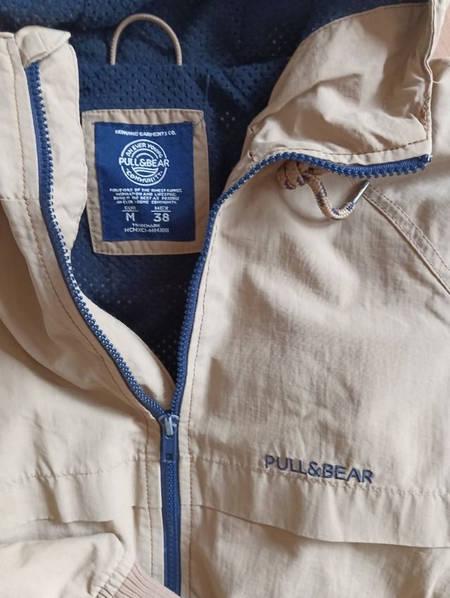 Cazadora con capucha chico talla M