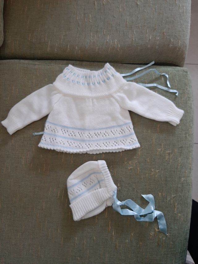 Ropa de bebé antigua