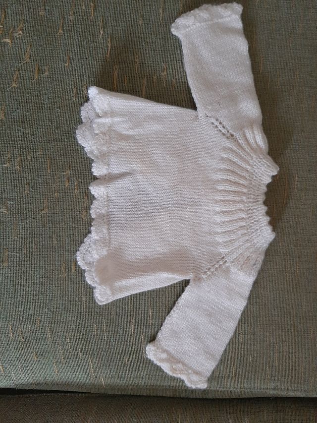 Ropa de bebé antigua