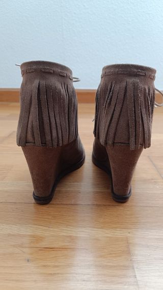 Cuñas flecos de Zara 