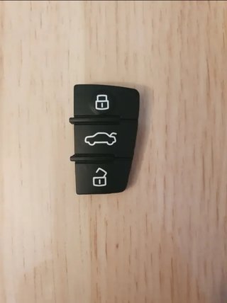 Botonera de 3 botones para mando/llave Audi.