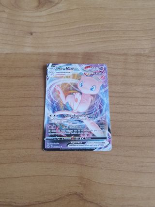 Carta pokemon Vmax 