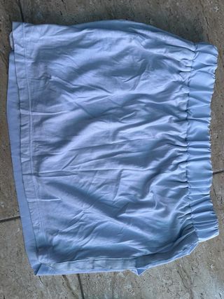 Mini falda marca Mango talla 38