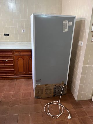Nevera con congelador General Electric