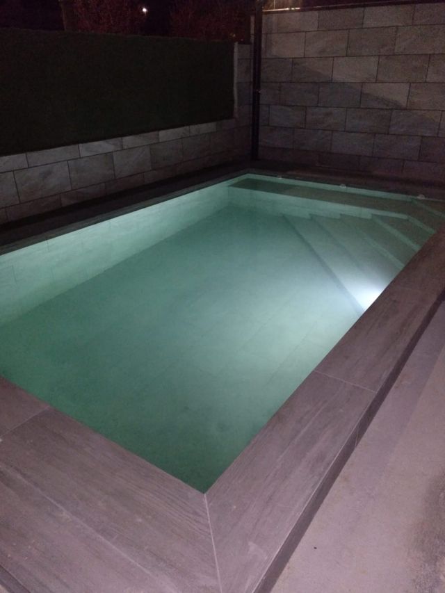 CONSTRUCCIÓN Y REHABILITACIÓN DE PISCINAS