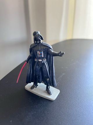 Star wars figurine Darth Vader