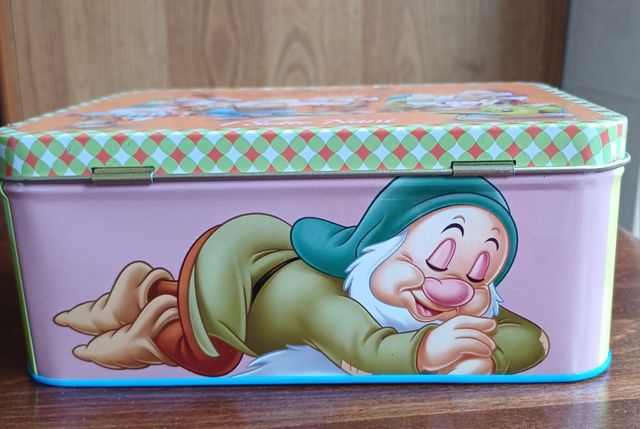 Valigetta latta Lindt "I sette nani"2015