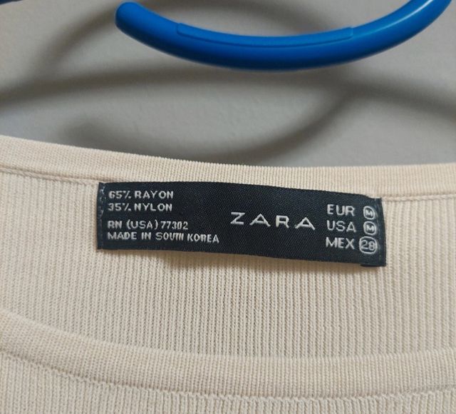 Camiseta joya de Zara