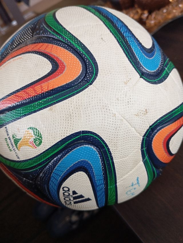 BALON ADIDAS BRAZUCA MUNDIAL 2014