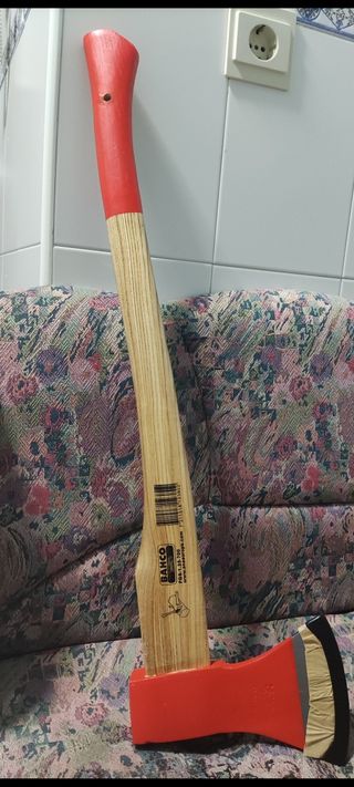 Hacha Bahco a estrenar...