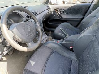 Renault Laguna 2003