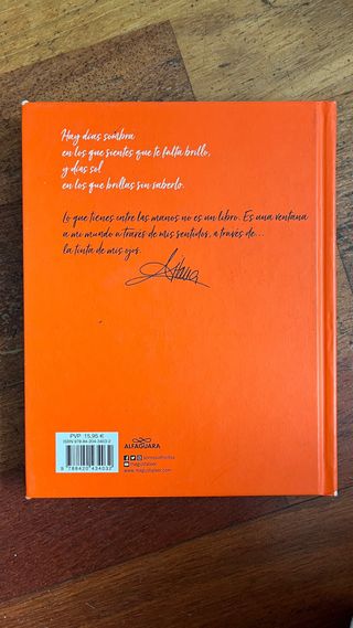 libro de Aitana Ocaña, La tinta de mis ojos