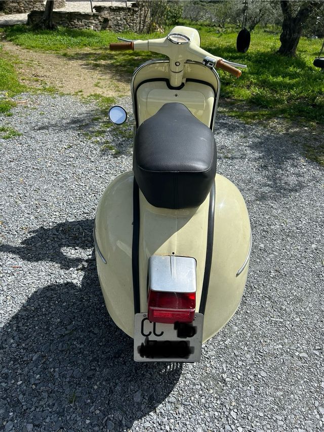VESPA CLASICA 150S