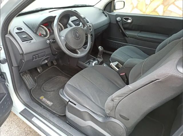 Renault Megane 2004