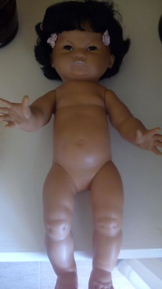 Muñeca Yenkita Icsa con su caja original