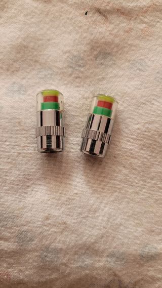 Tapones de presión ruedas moto