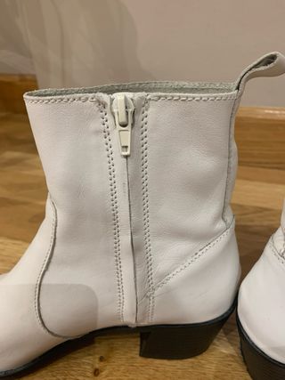 Botines blancos Zara