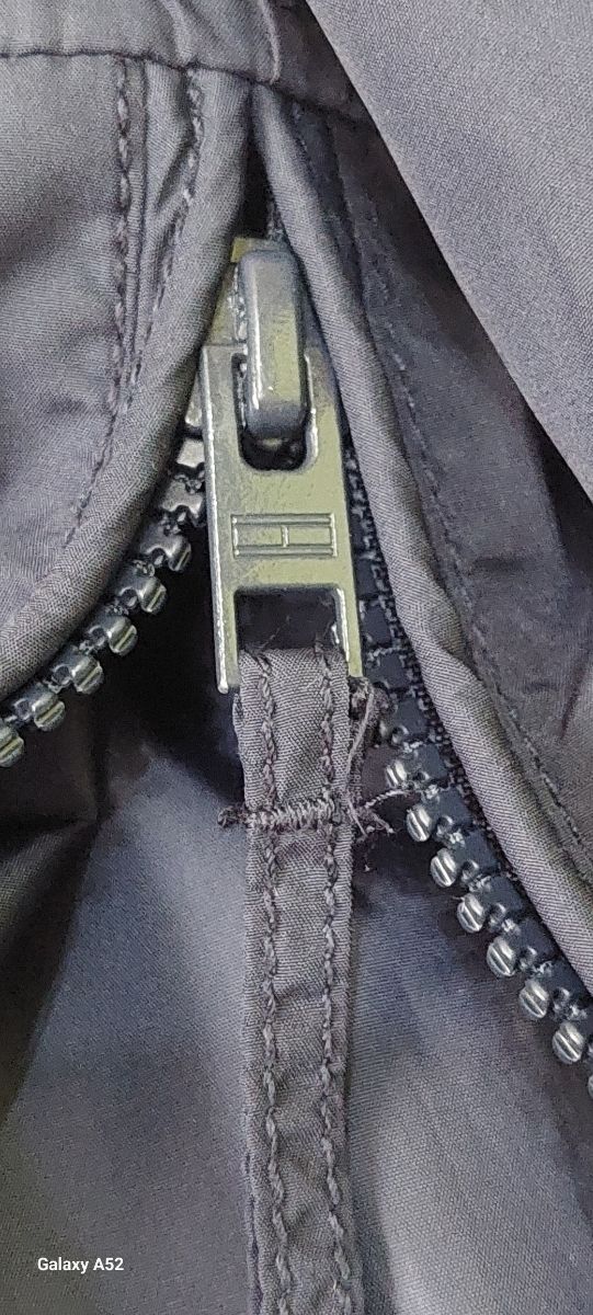 Chubasquero Tommy Hilfiger