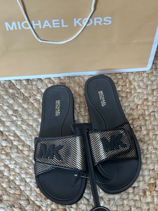 Chanclas michael kors