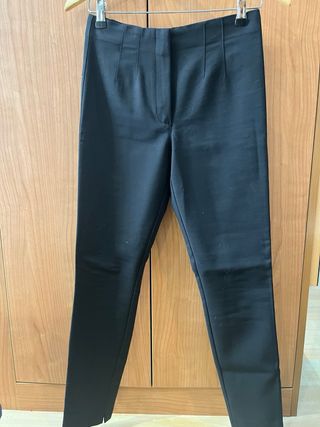 Pantalón de vestir negro Zara
