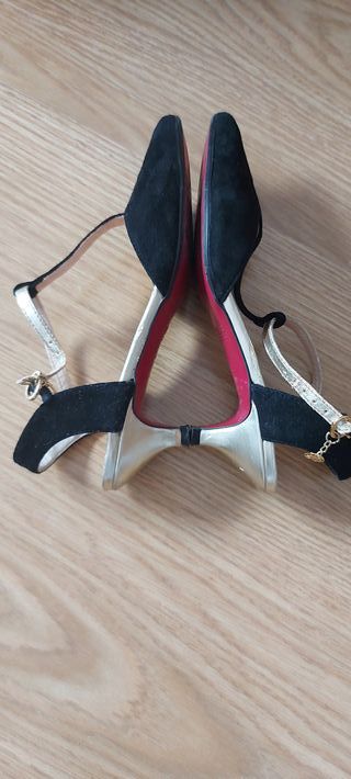 OFERTA!! CUPLE Zapato mujer tacón bajo en piel.