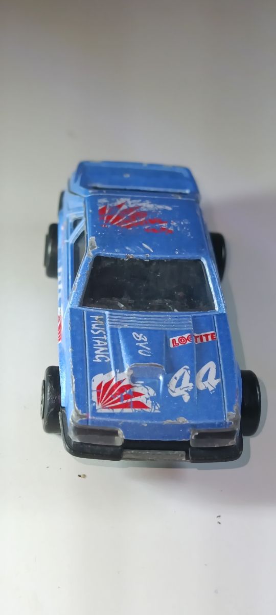 FORD MUSTANG S.V.O 1/64 MAJORETTE