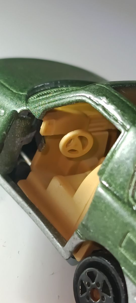 TOYOTA RAV 4 MAJORETTE 1/64