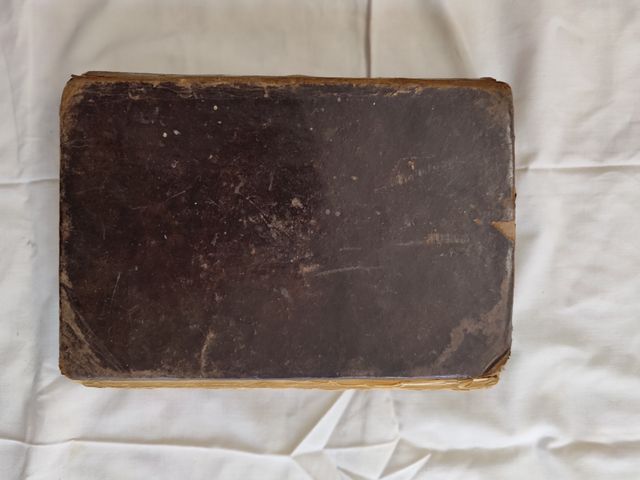 La Bandera de la Muerte libro antiguo