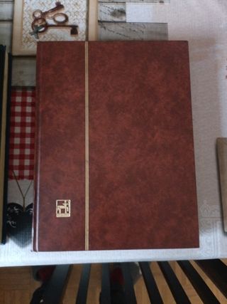 CLASIFICADORES SELLOS 8 PAGINAS