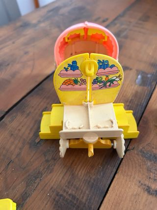 Carroza y fruteria pin y pon