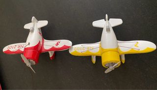 Aviones colgantes de techo en madera