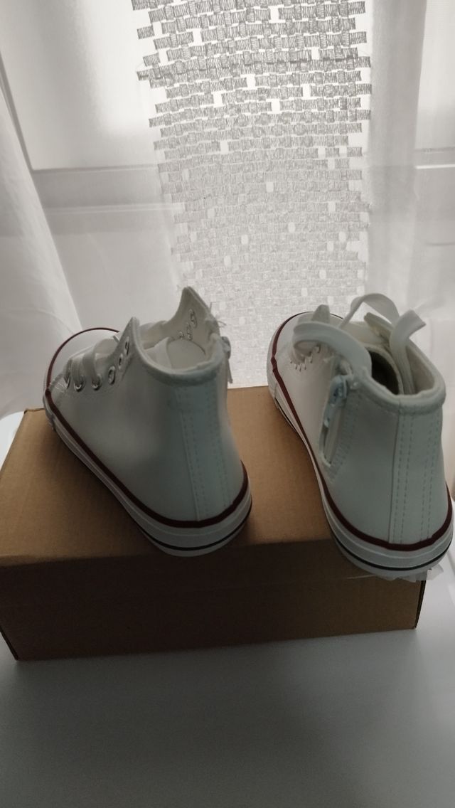 Botín blanco polipiel número 30