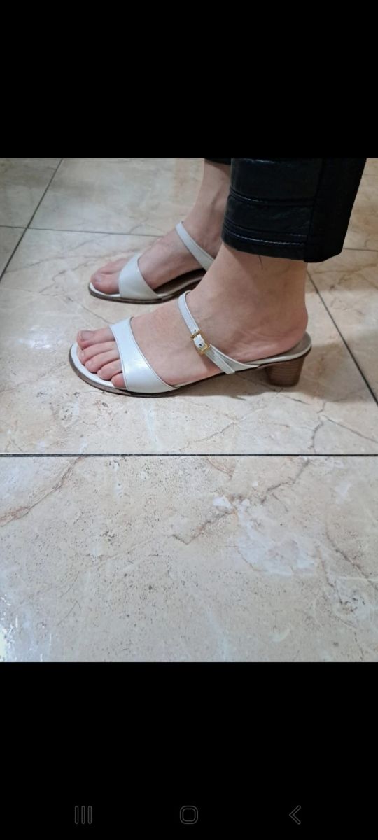 SANDALIAS