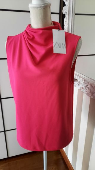 Top zara fucsia M