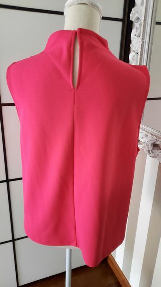 Top zara fucsia M