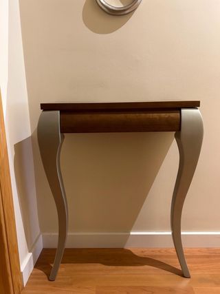 Recibidor entradita y espejo